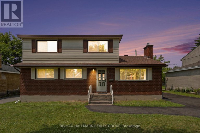 28568796/2375-cheshire-road/parkway-park/ottawa/ontario/K2C1G2_1