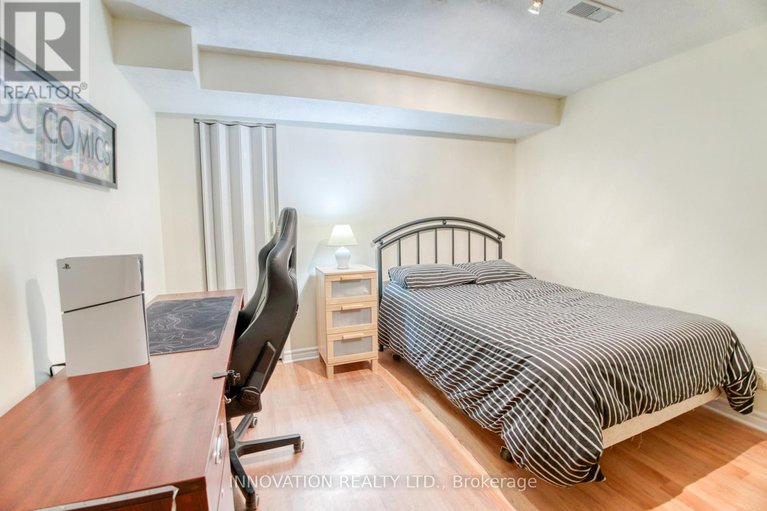 28824101/14-etta-street/stittsville-south/ottawa/ontario/K2S1X5_46