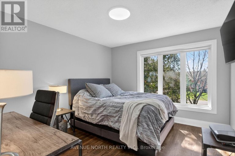 29676292/1317-cornfield-crescent/greely/ottawa/ontario/K4P1B5_36