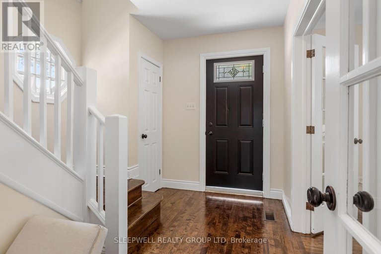 28651207/2209-belair-drive/bel-air-park/ottawa/ontario/K2C0X2_16