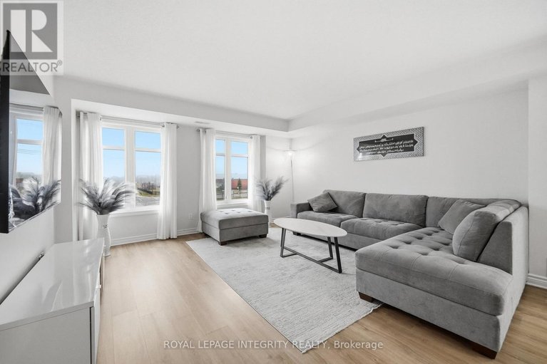 29627865/2341-esprit-drive/avalon-east/ottawa/ontario/K4A0T4_14