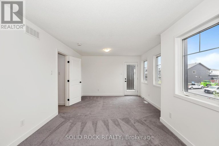 28976817/92-esban-drive/blossom-parkkemp-parkfindlay-creek/ottawa/ontario/K1X0J3_39