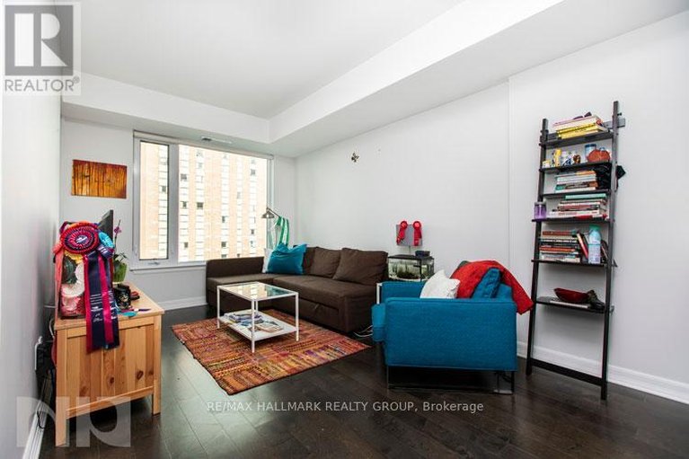 29527057/807-238-besserer-street/sandy-hill/ottawa/ontario/K1N6B1_3