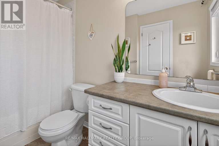 29559732/74-404-hillsboro-private/emerald-meadowstrailwest/ottawa/ontario/K2M3B2_26