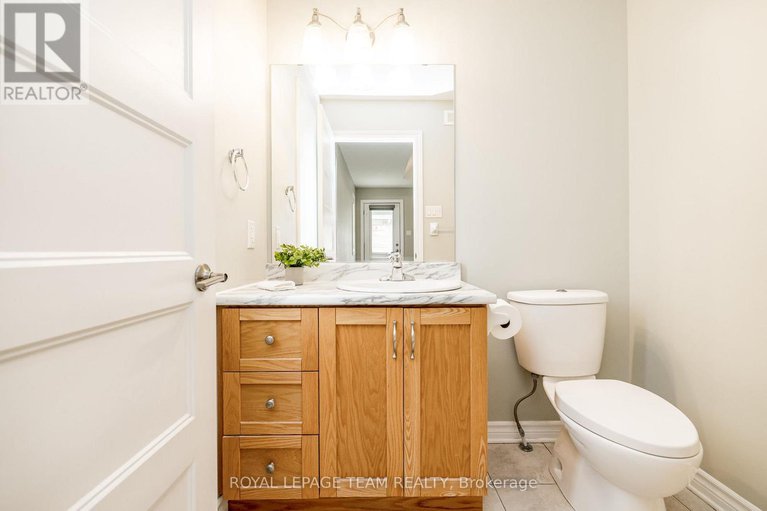 29034241/115-york-crossing-road/village-of-russell/russell/ontario/K4R0C5_24