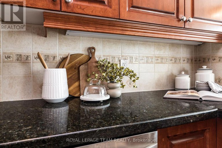 29381362/1002-38-metropole-private/westboro-north/ottawa/ontario/K1Z1E9_20