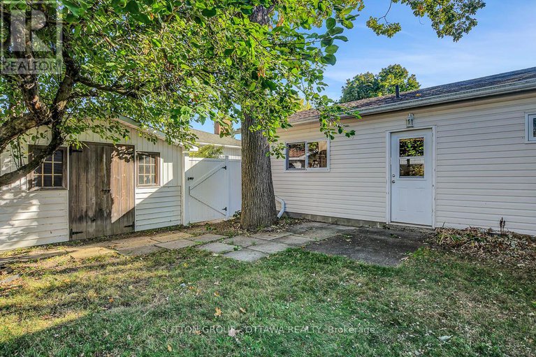 28874659/124-post-road/glencairnhazeldean/ottawa/ontario/K2L1L2_44