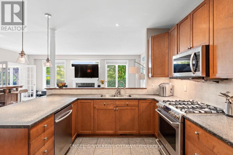 28996684/98-anfield-crescent-e/barrhaven-east/ottawa/ontario/K2G7B7_11