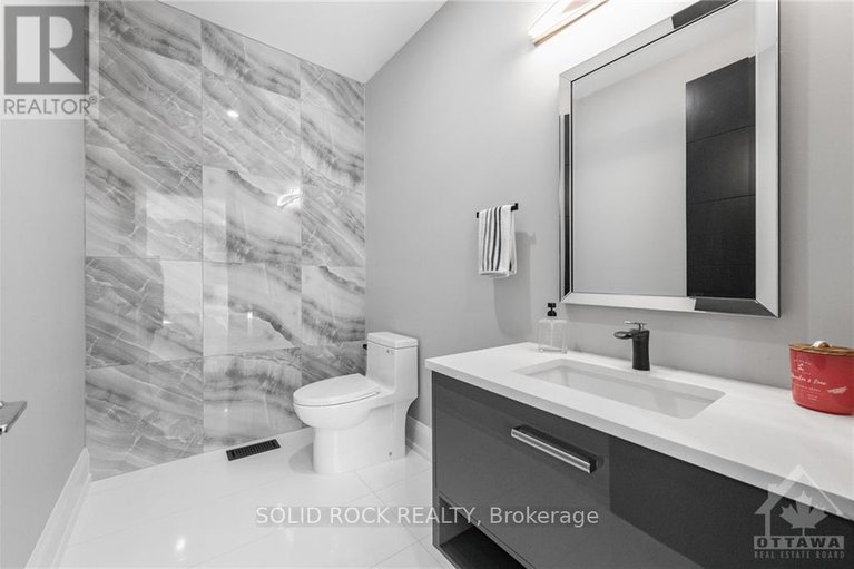 28596831/224-roger-road/alta-vistafaircrest-heights/ottawa/ontario/K1H5C6_9