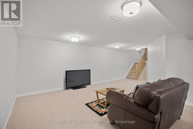 28787541/644-vivera-place/stittsville-north/ottawa/ontario/K2S2N1_35