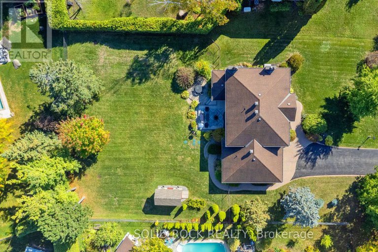 28931406/5569-whitewood-avenue/manotick-village-manotick-estates/ottawa/ontario/K4M1E1_49