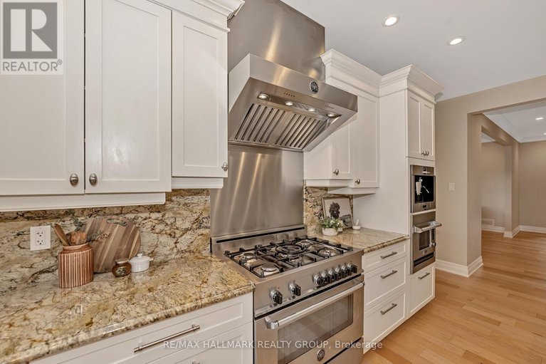 28423041/5813-red-castle-ridge/manotick-east-to-manotick-station/ottawa/ontario/K4M0A4_10