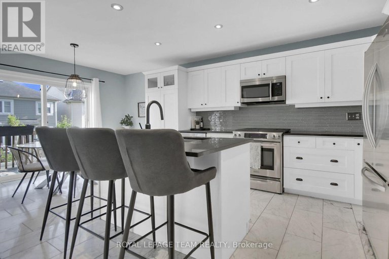 28810908/3516-cambrian-road/half-moon-bay/ottawa/ontario/K2J0V1_4