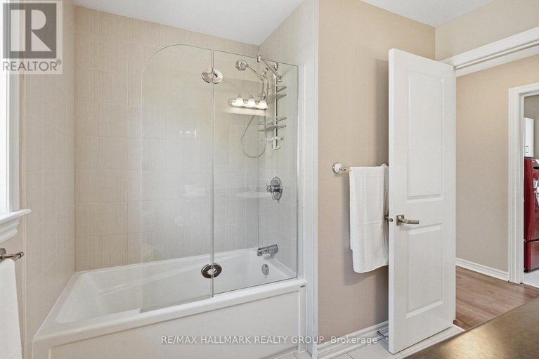 29461152/570-baie-des-castors-street/camelot/ottawa/ontario/K4A0Y7_22