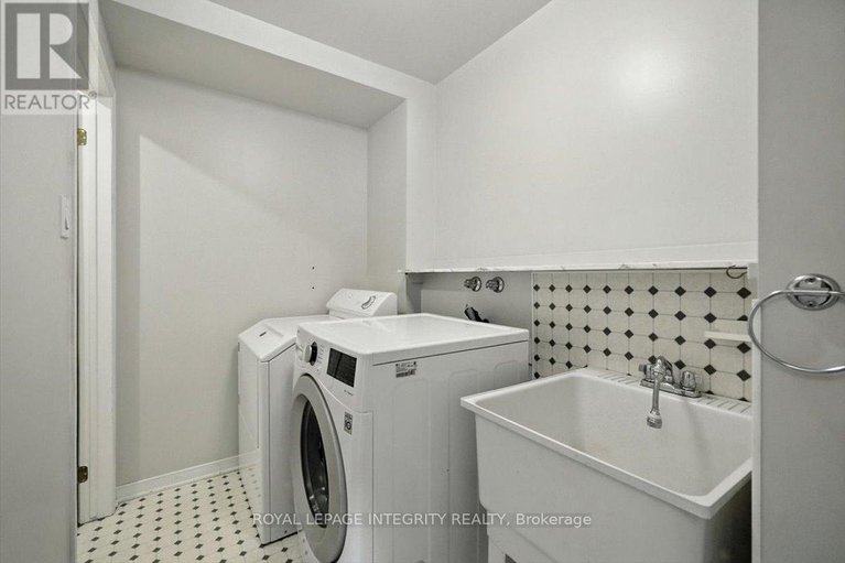 28800164/17-columbus-avenue/overbrook/ottawa/ontario/K1K1R2_27