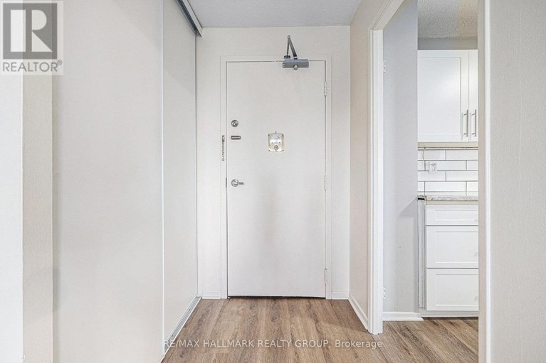 29015819/101-50-emmerson-avenue/mechanicsville/ottawa/ontario/K1Y4P7_3