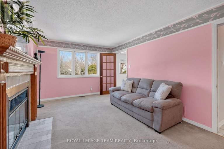 29365768/38-maple-grove-road/katimavik/ottawa/ontario/K2L3K8_19