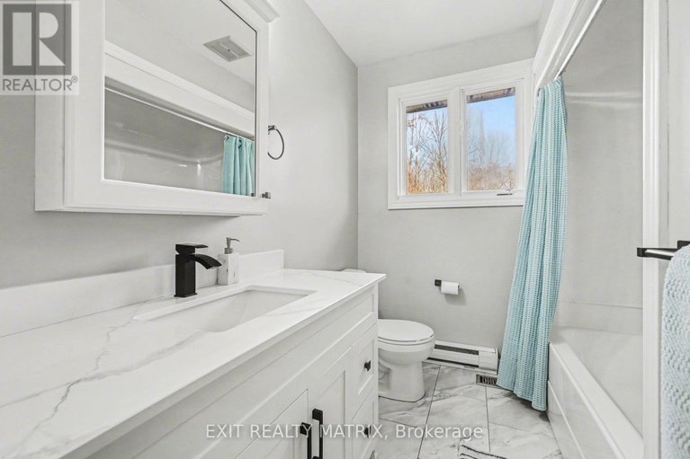 29597745/60-charles-street/north-stormont-finch-twp/north-stormont/ontario/K0A1R0_21