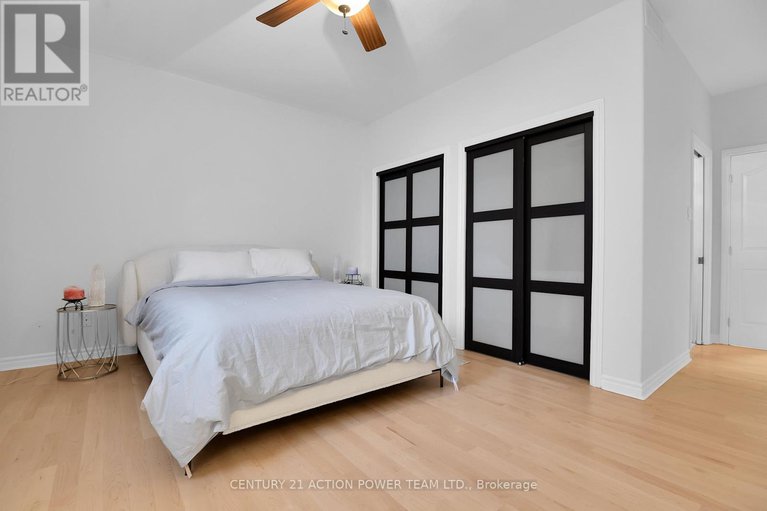 29163831/1969-loasa-lane/springridgeeast-village/ottawa/ontario/K4A4T4_24