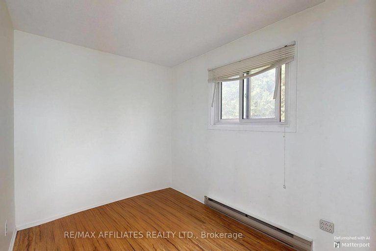 28601229/11-76-compata-way-s/blackburn-hamlet-south/ottawa/ontario/K1B4W9_11