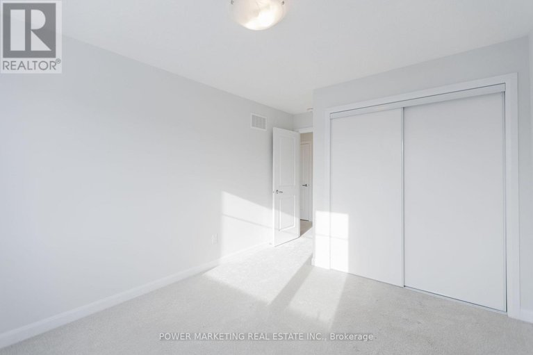 29612750/339-blossom-pass-terrace/avalon-east/ottawa/ontario/K4A5P2_38