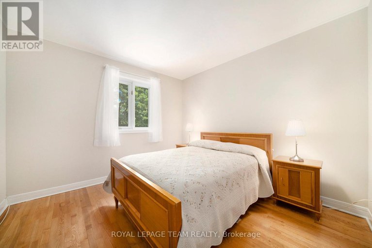 28567254/367-ravenhill-avenue/mckellarhighland/ottawa/ontario/K2A0J5_20