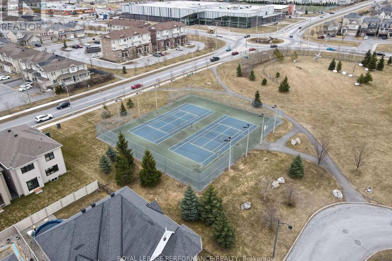28379305/2782-grand-vista-circle/half-moon-bay/ottawa/ontario/K2J0W5_42