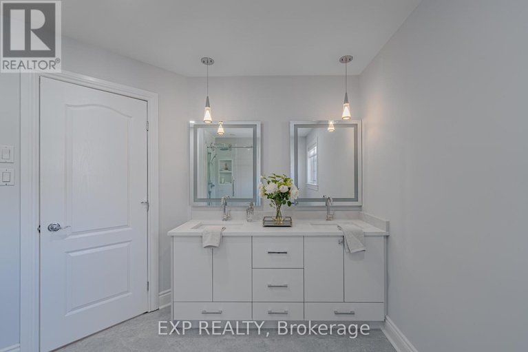 29038372/15-wellsmere-court/rideau-heightsrideau-river/ottawa/ontario/K2E8C2_37