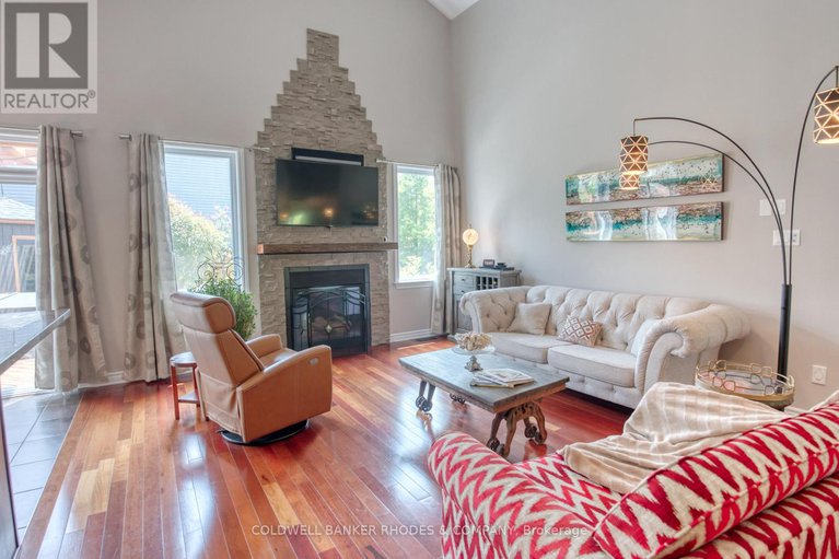28619246/454-creekview-way/blossom-parkkemp-parkfindlay-creek/ottawa/ontario/K1T0J5_6
