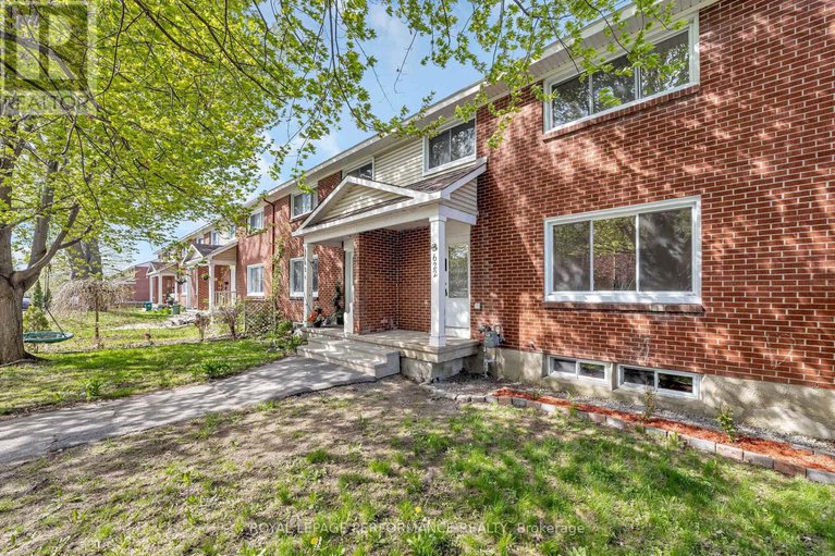 28502745/622-borthwick-avenue/castle-heightsrideau-high/ottawa/ontario/K1K2L9_43