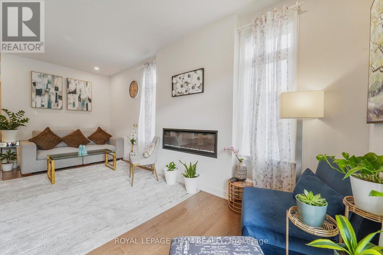 28886310/91-heirloom-street/riverside-southgloucester-glen/ottawa/ontario/K4M0L2_14
