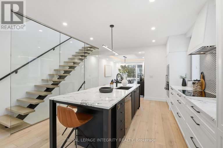 29571259/221-wesley-avenue/westborohampton-park/ottawa/ontario/K1Z7A2_5