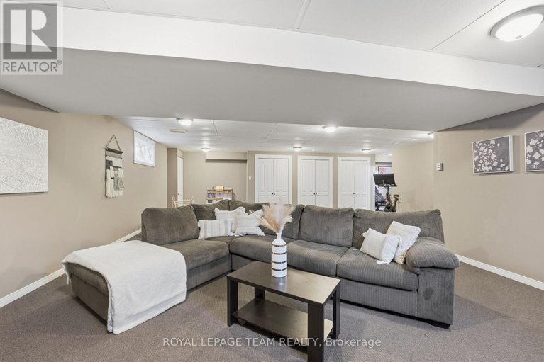 29081356/116-mclachlin-street-s/arnprior/arnprior/ontario/K7S3Y5_37