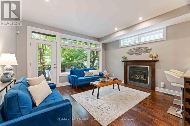 28931176/a-142-queen-mary-street/overbrookcastle-heights/ottawa/ontario/K1K1X5_6