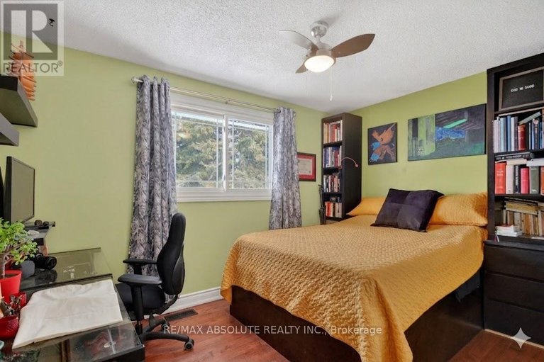 29526456/782-notre-dame-street/embrun/russell/ontario/K0A1W1_23