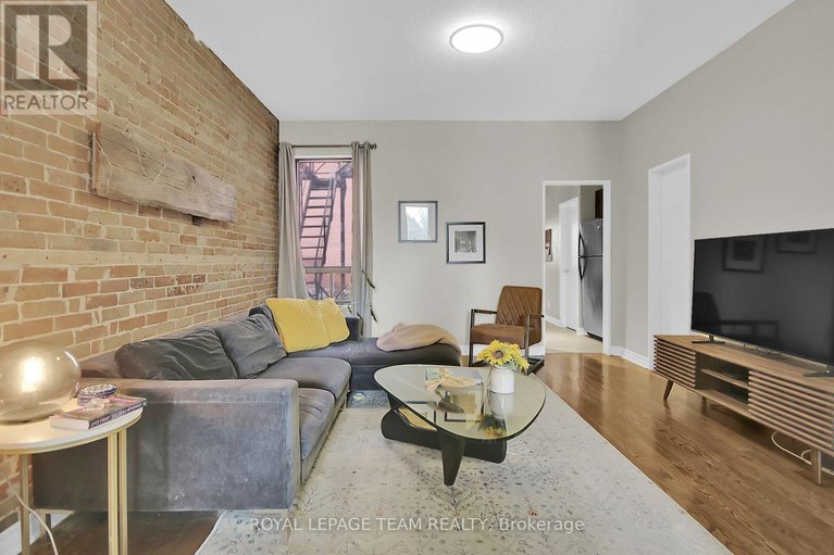 28974403/57-argyle-avenue/ottawa-centregolden-triangle/ottawa/ontario/K2P1B3_8