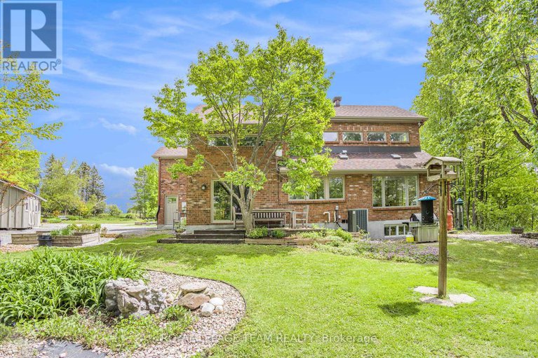 28446452/2259-fitzroy-street/fitzroy/ottawa/ontario/K0A1X0_38