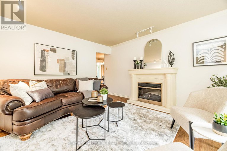 28987847/12-ancona-crescent/briargreen/ottawa/ontario/K2G0N8_12