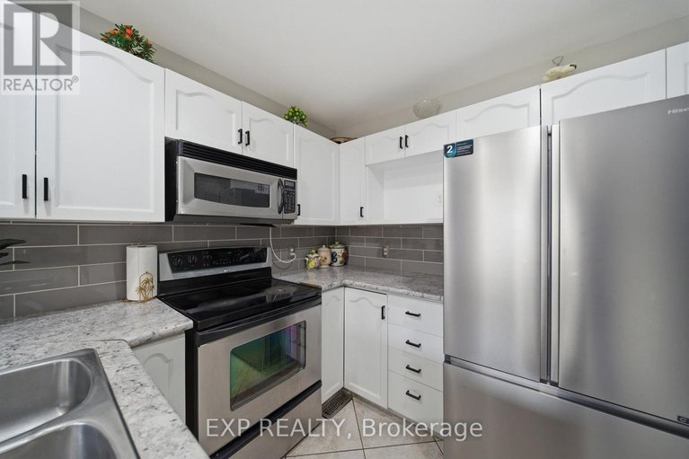 29551480/180-equestrian-drive/bridlewood/ottawa/ontario/K2M2B9_14