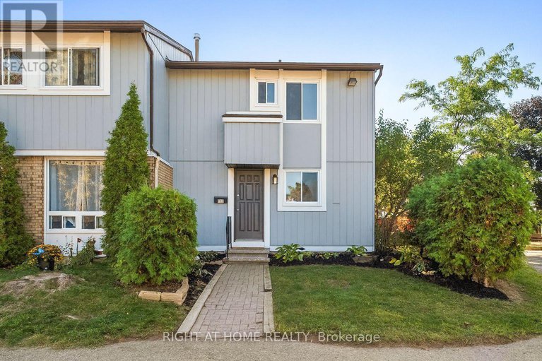 28881913/235-thistledown-court/pheasant-run/ottawa/ontario/K2J1N1_2
