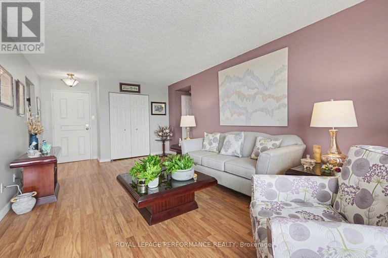 29476662/1505-665-bathgate-drive/carson-meadows/ottawa/ontario/K1K3Y4_6