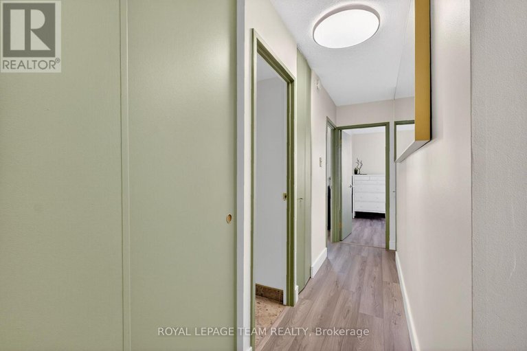 29462516/1809-515-st-laurent-boulevard-s/viscount-alexander-park/ottawa/ontario/K1K3X5_22