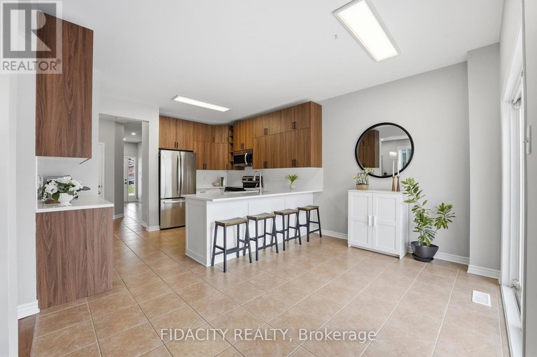 29688252/78-black-bear-way/stittsville-south/ottawa/ontario/K2S2G7_14