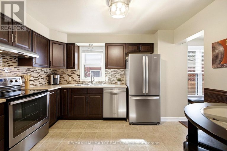 29549614/178-equestrian-drive/bridlewood/ottawa/ontario/K2M2B9_6