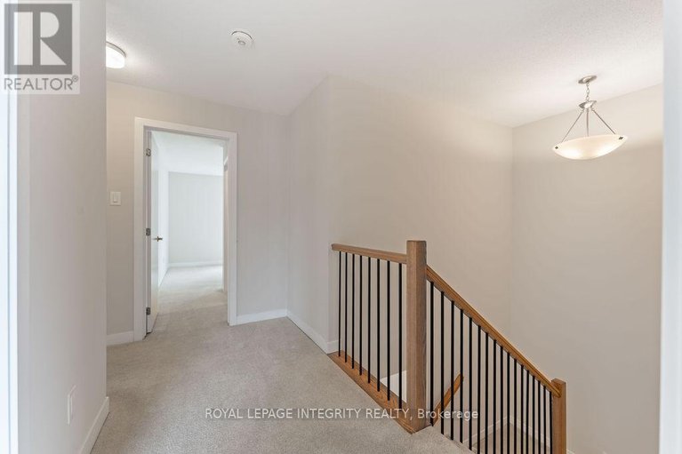 28798690/255-falsetto-street/mer-bleuebradley-estatesanderson-park/ottawa/ontario/K1W1E9_12
