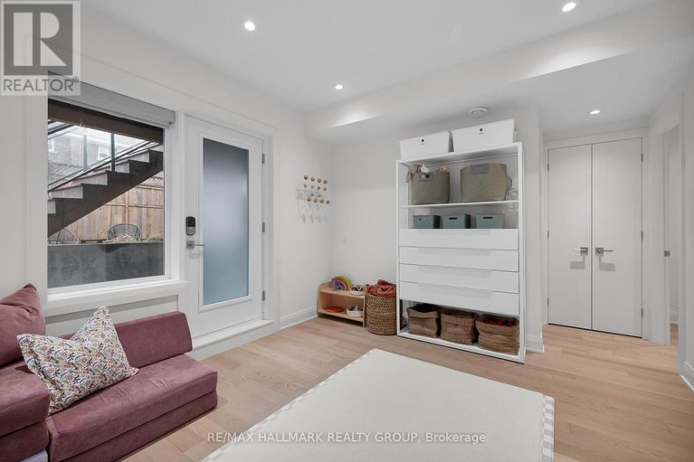 29615072/36-kenora-street/ottawa-west/ottawa/ontario/K1Y3K8_27