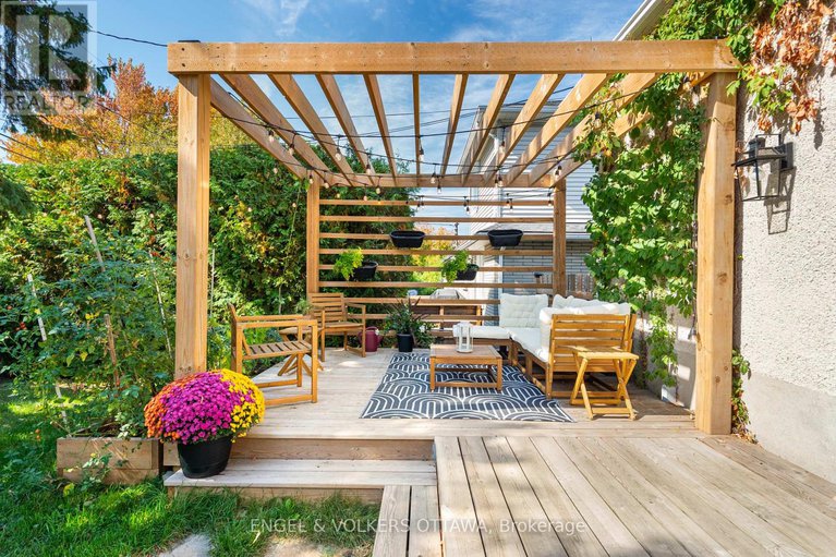 29427453/1270-cheverton-avenue/alta-vista/ottawa/ontario/K1H7P6_41