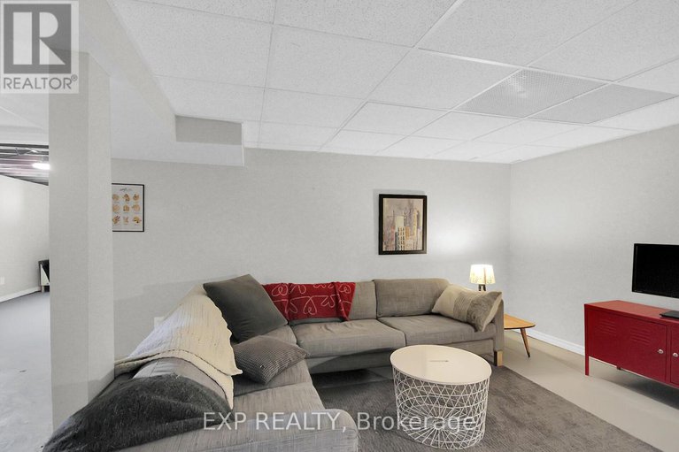 29216244/301-water-street/almonte/mississippi-mills/ontario/K0A1A0_33