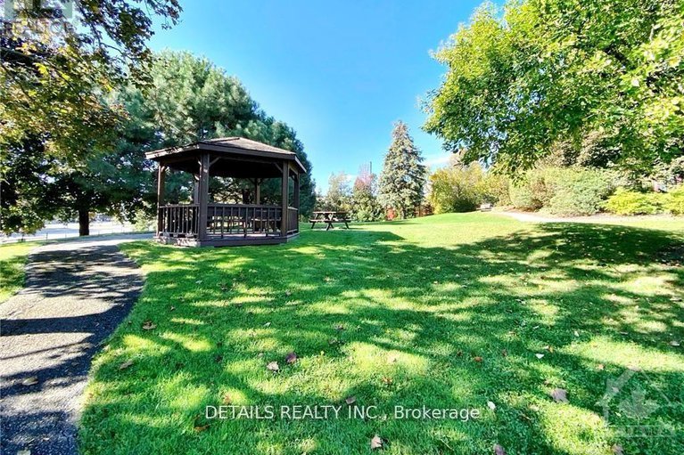 28248891/709-100-grant-carman-drive-w/borden-farmstewart-farmcarleton-heightsparkwood-hills/ottawa/ontario/K2E8B8_32