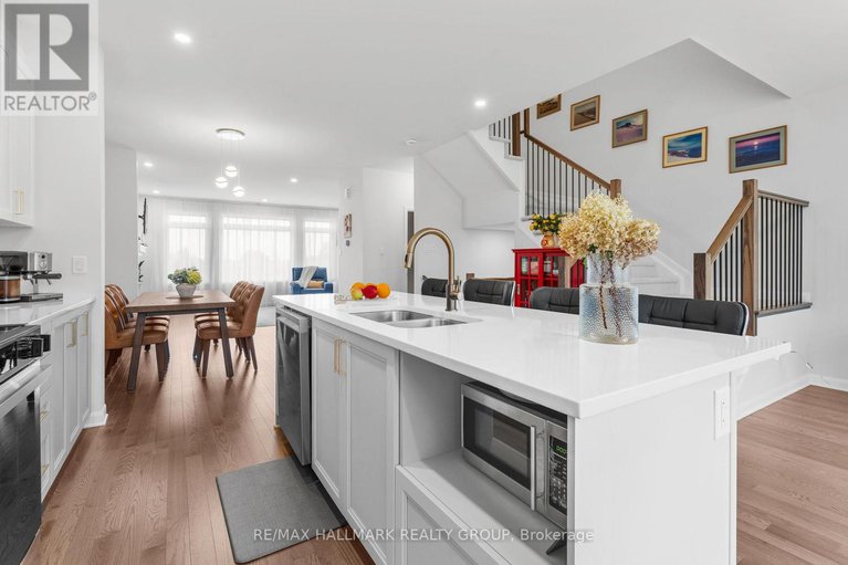 28879601/5017-abbott-street-e/emerald-meadowstrailwest/ottawa/ontario/K2V0M6_16